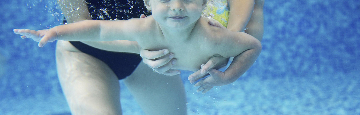 Scuola Nuoto Bambino Genitore (9-36 mesi) - immagine 1